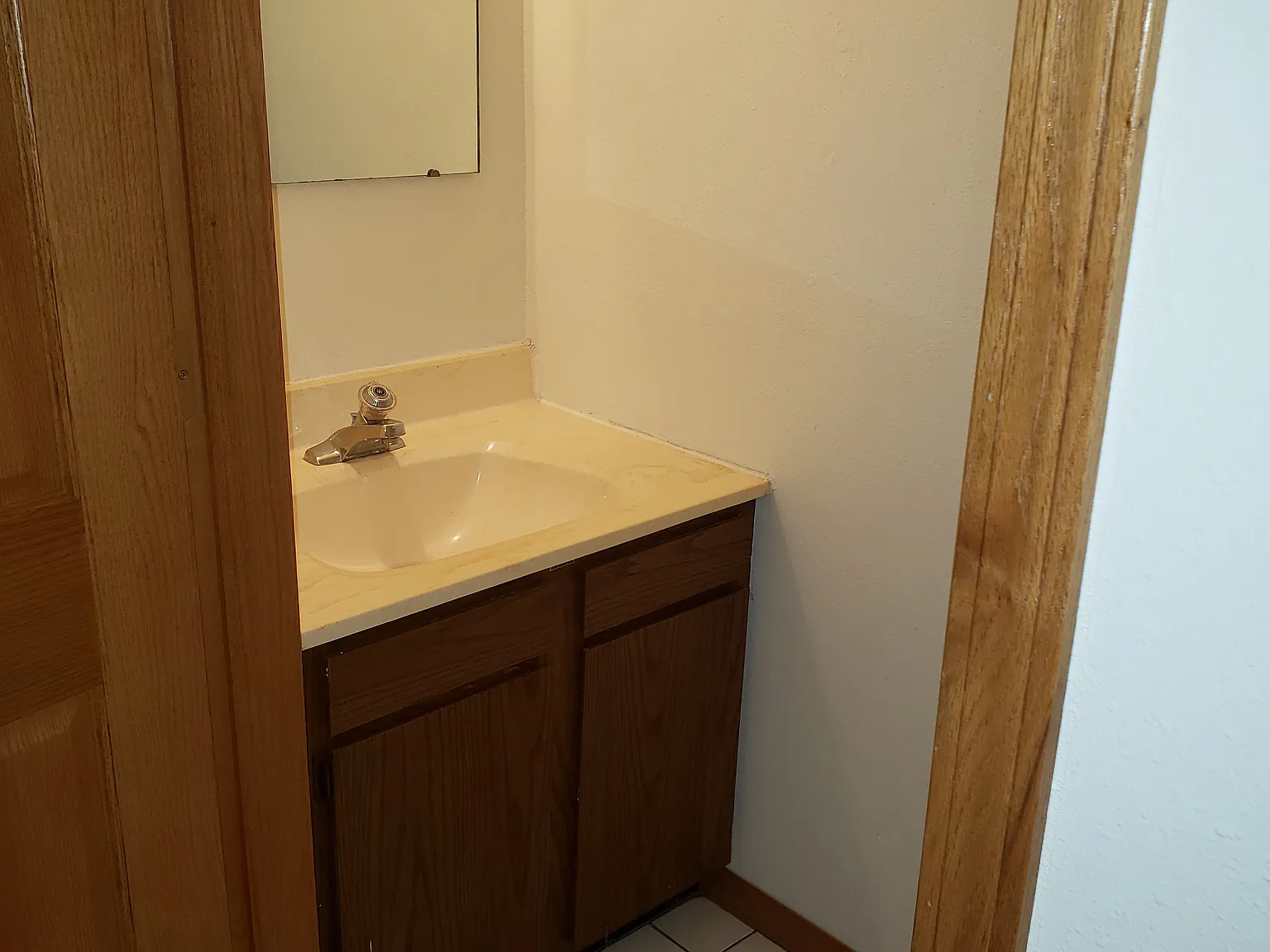 2 bed, 1.5 bath, $995 — Photo 3