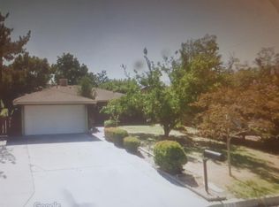 208 W Dunham Ave, Madera, CA 93637