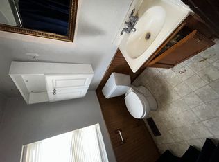 319 S 10th St, Belleville, IL 62220