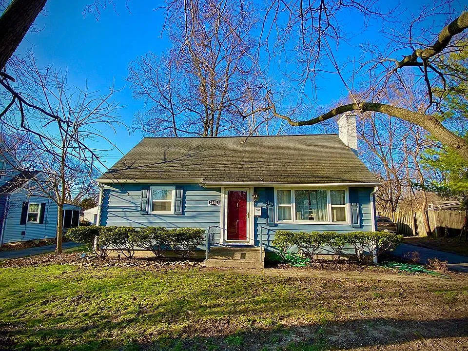 Building Photo - 2608 Bristol Rd