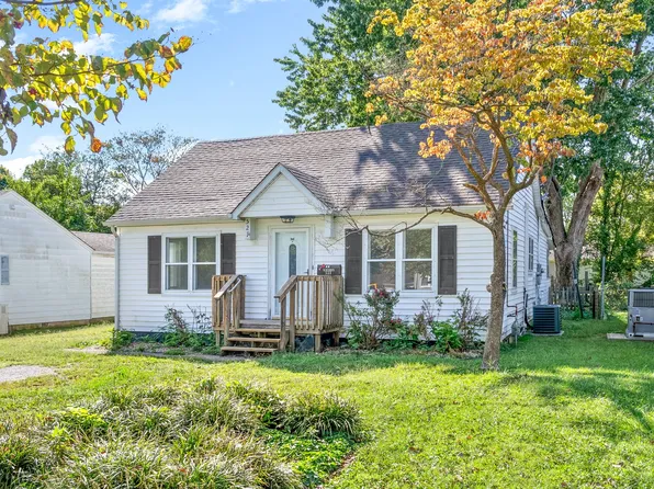 521 S Wooldridge Rd, Hopkinsville, KY 42240