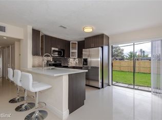 6120 SW 39th St, Davie, FL 33314