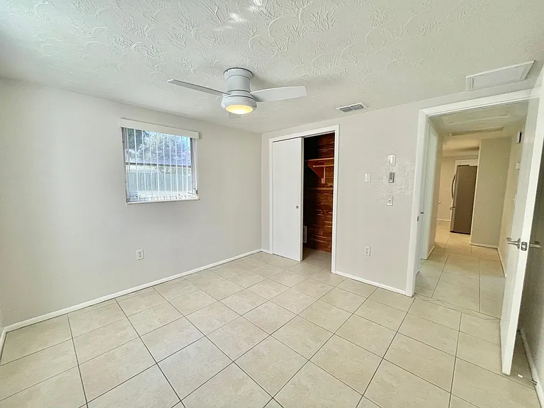 5814 1st Ave — Photo 17