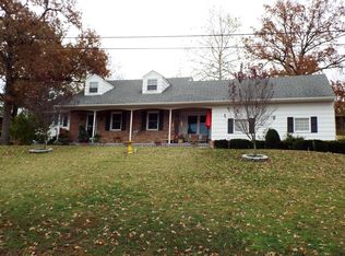 22 Fisher Creek Dr, Kimberling City, MO 65686