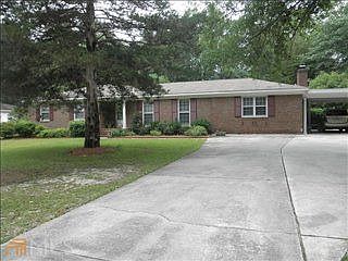 1st image of 111 Cromartie Dr