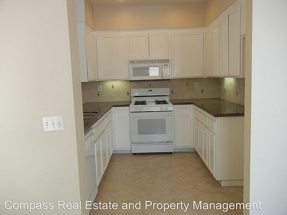 4th image of 1140 Valdivia Ct