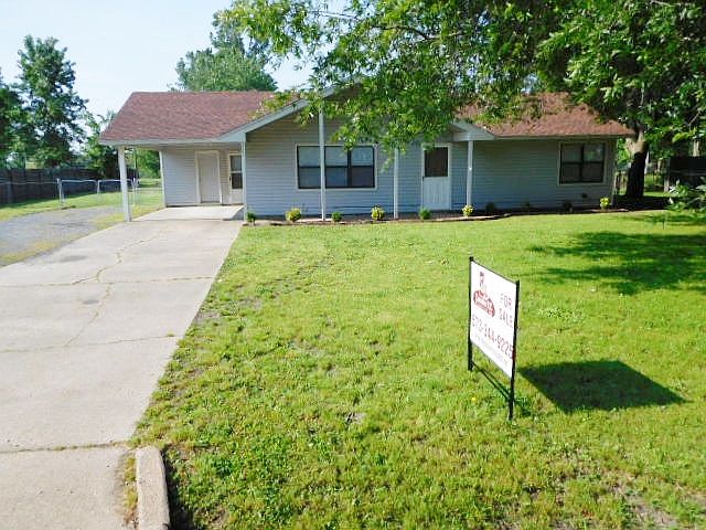 1st image of 221 Randall Road Ext