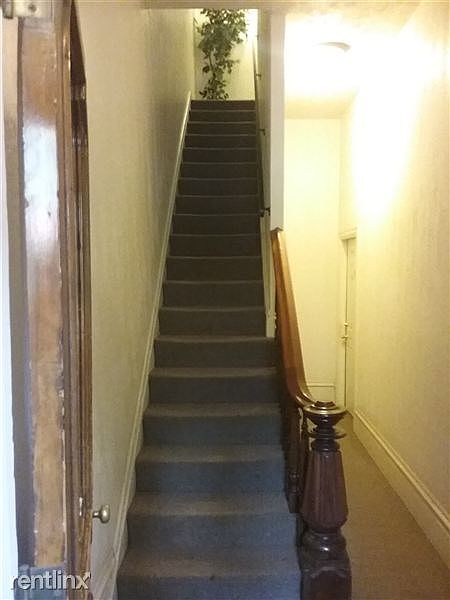 Liverpooloutsidehallway