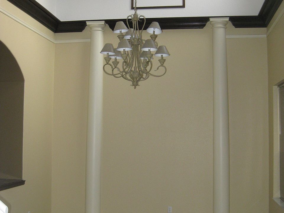 1st image of 4166 Torres Cir