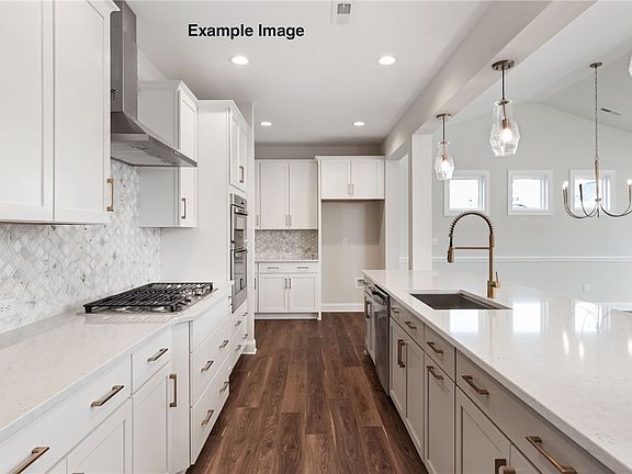 2nd image of 206 Branford St #Sun0125