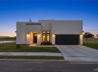 1801 Trophy Dr, Edinburg, TX 78542