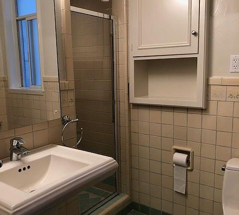 4th image of 1900 Beach St APT 204