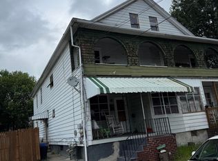 527 Shawnee St, Hanover Township, PA 18706