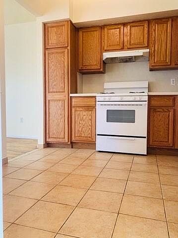 1st image of 2547 44th St #2