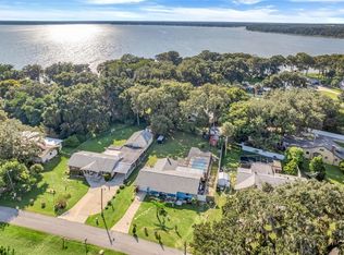30503 Grandview Dr, Leesburg, FL 34748
