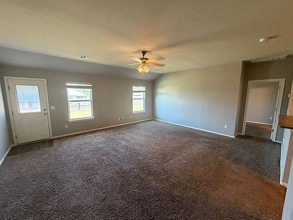 2nd image of 3401 SE 95th St