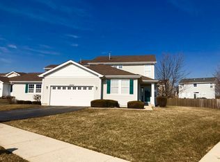 20500 W McGilvray Dr, Crest Hill, IL 60403