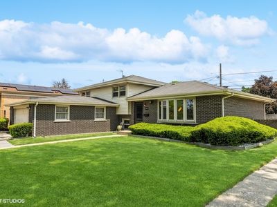 7815 Central Ave, Morton Grove, IL, 60053