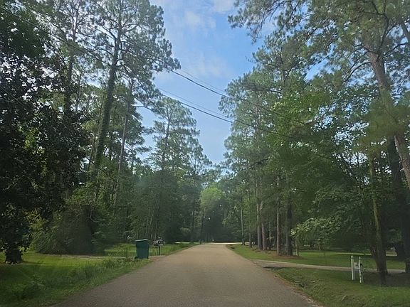 5th image of 60408 Cypress Dr