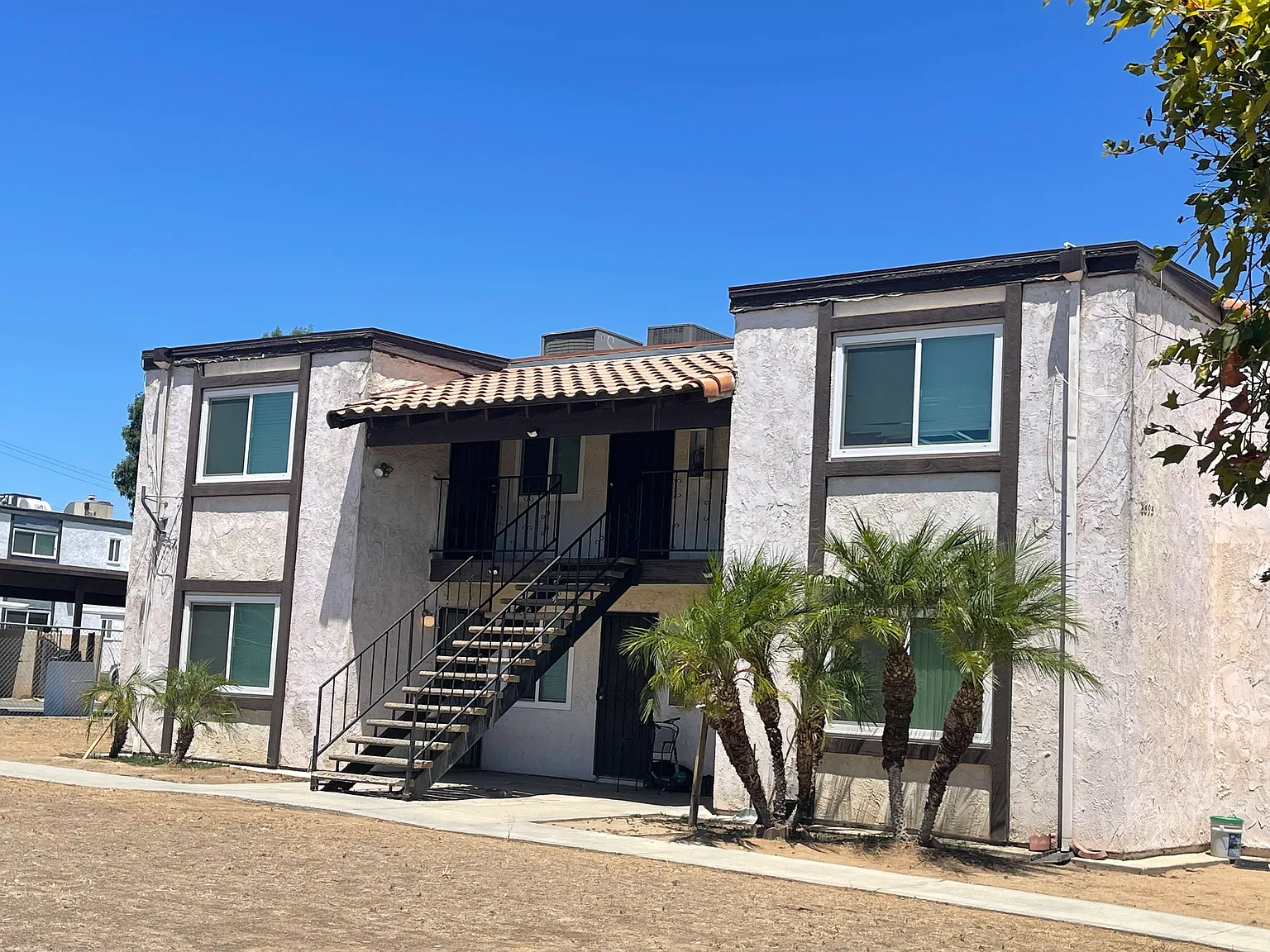 2 bed, $1,900 — Photo 1