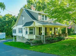 4529 Ridge Rd, Williamson, NY 14589