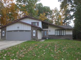 17055 Raccoon Trl, Strongsville, OH