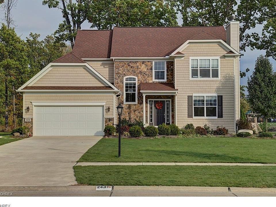 2nd image of 2431 Deerfield Dr