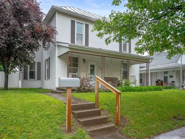 525 E Washington St, Winchester, IN 47394