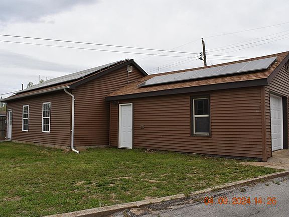2nd image of 4915 Gresham Ave