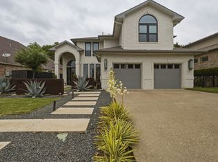 208 Harbor Landing Dr, Rockwall, TX 75032