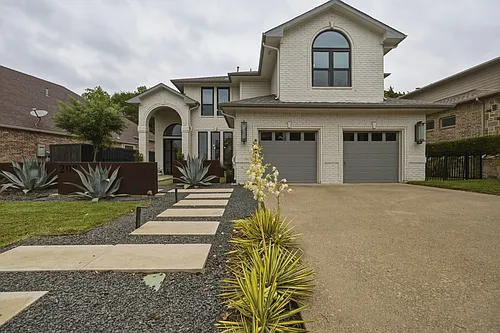 208 Harbor Landing Dr Photo 1