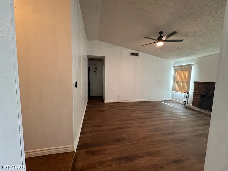 3001 King Midas Way — Photo 9