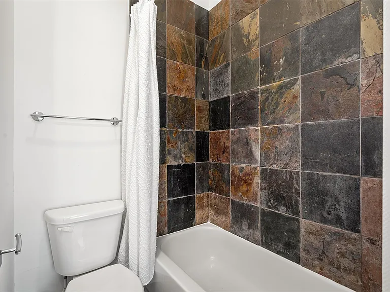 5712 Winsome Ln #5 — Photo 37