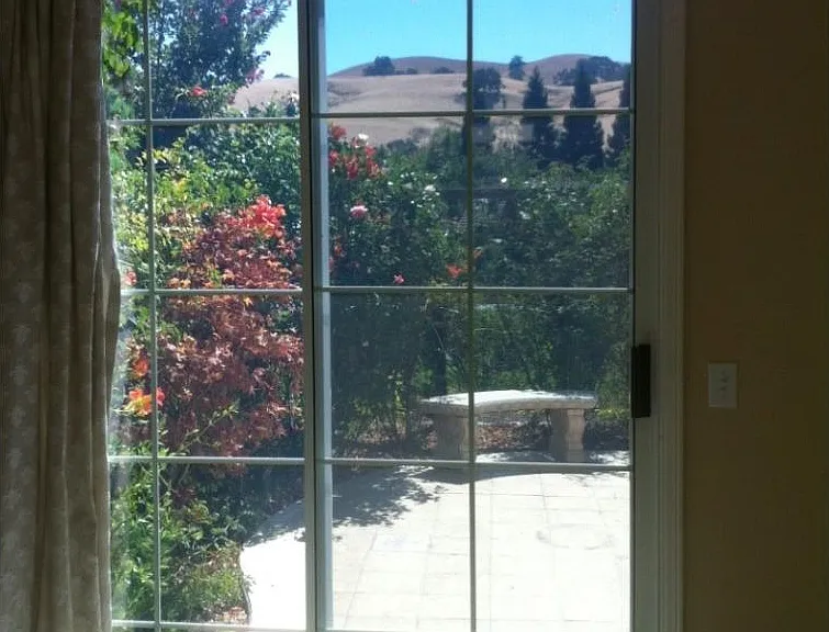545 Glasgow Cir — Photo 27