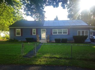 369 Breckwood Blvd, Springfield, MA 01109