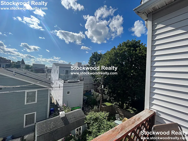 11 Gates St #2 — Photo 37