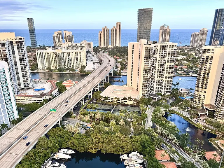3500 Mystic Pointe Dr #Penthouse 5 — Photo 21