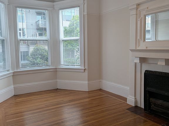 4th image of 76A Page St #A
