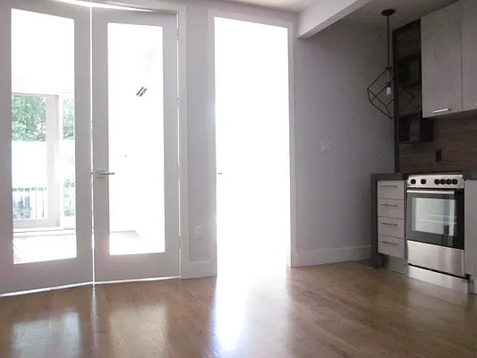 Rented by Simply Brooklyn Realty Inc | media 10