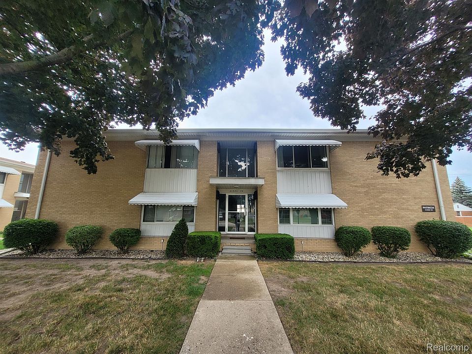 1st image of 21334 Beaconsfield St