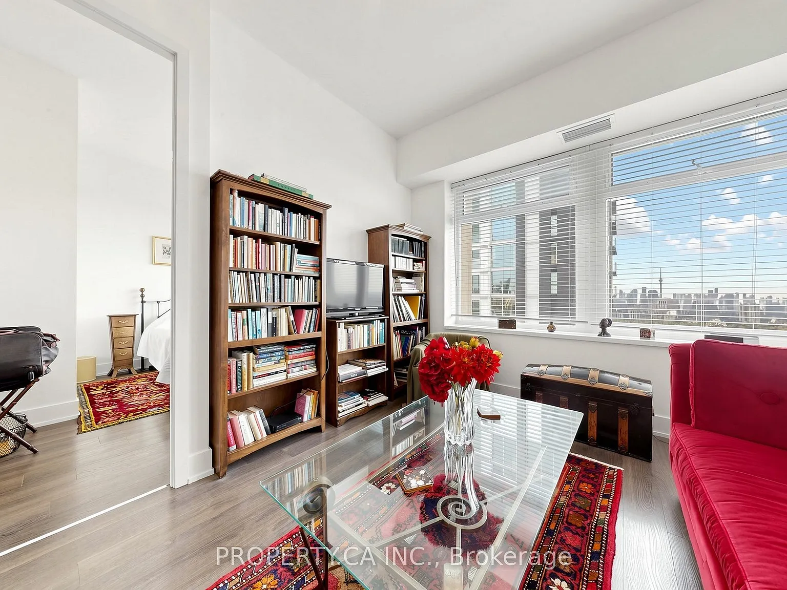 2 bed, $3,200 — Photo 4