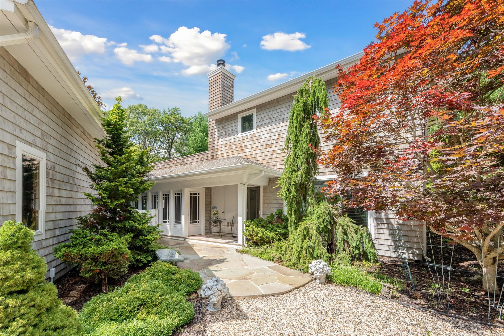  1 Woodland Way, Quogue