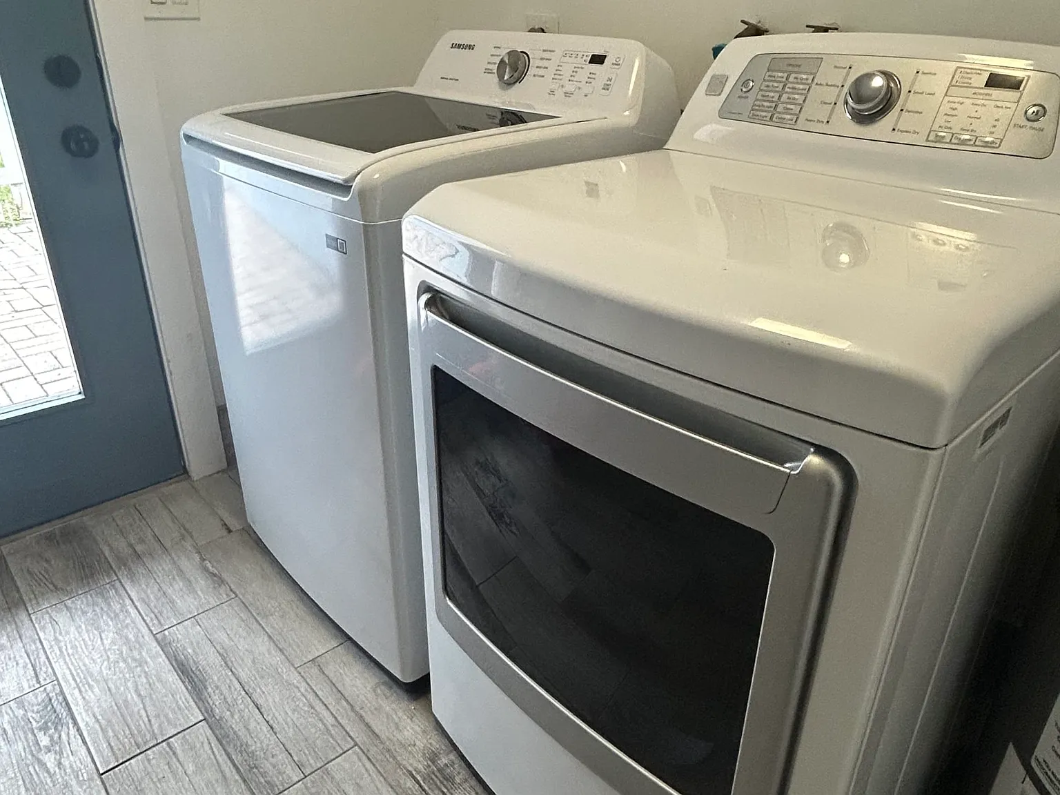 3 bed, $6,000 — Photo 2