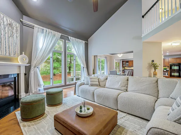 239 Saint Lawrence Blvd, Northville, MI 48168