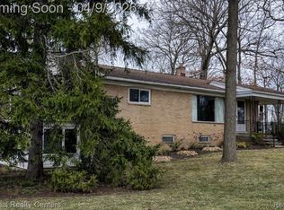 7010 Locklin, West Bloomfield, MI