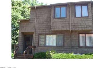 150 Towne House Rd #150, Hamden, CT 06514