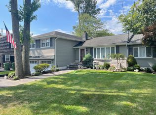 126 Alfred St, Edison, NJ 08820