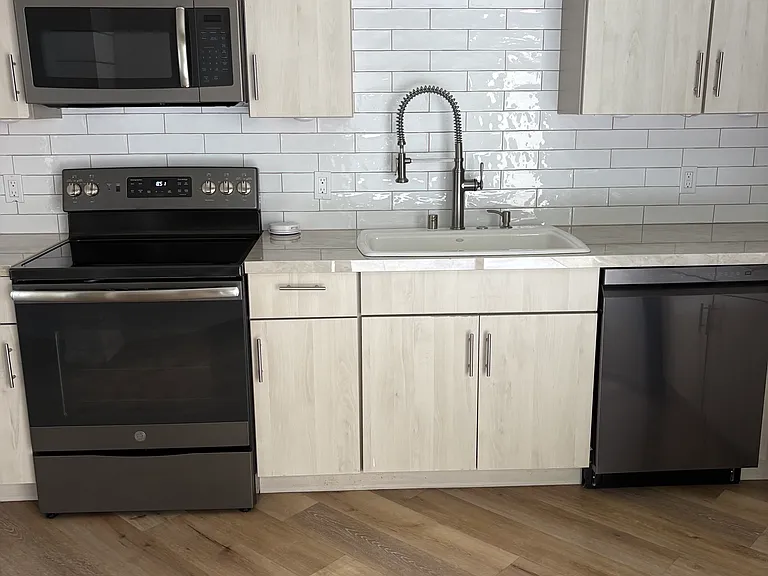 8031 El Paseo Grande — Photo 11