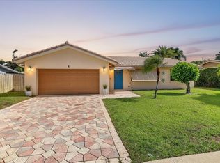 7 Tam O Shanter Ln, Boca Raton, FL 33431
