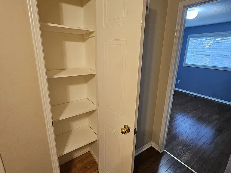 5305 Glen Erin Dr — Photo 12